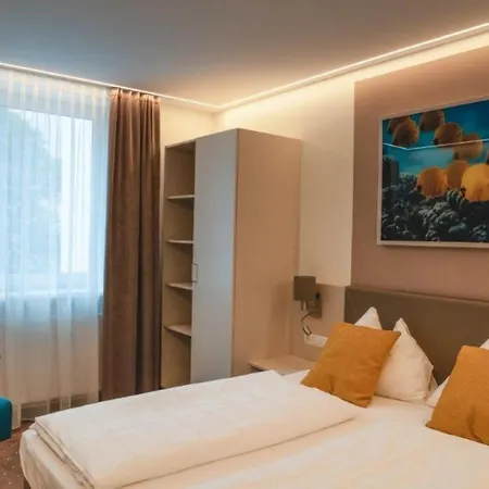 Hotel Lokomotive 3*