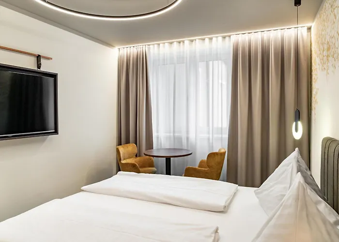 Lokomotive Hotell 3*